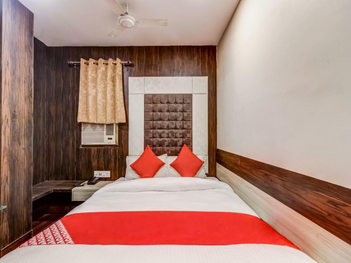 Oyo 24171 Hotel Meridian Jamshedpur Bagian luar foto